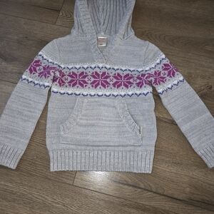 Old Navy Gray V-Neck Sweater with Pink and Purple Pattern